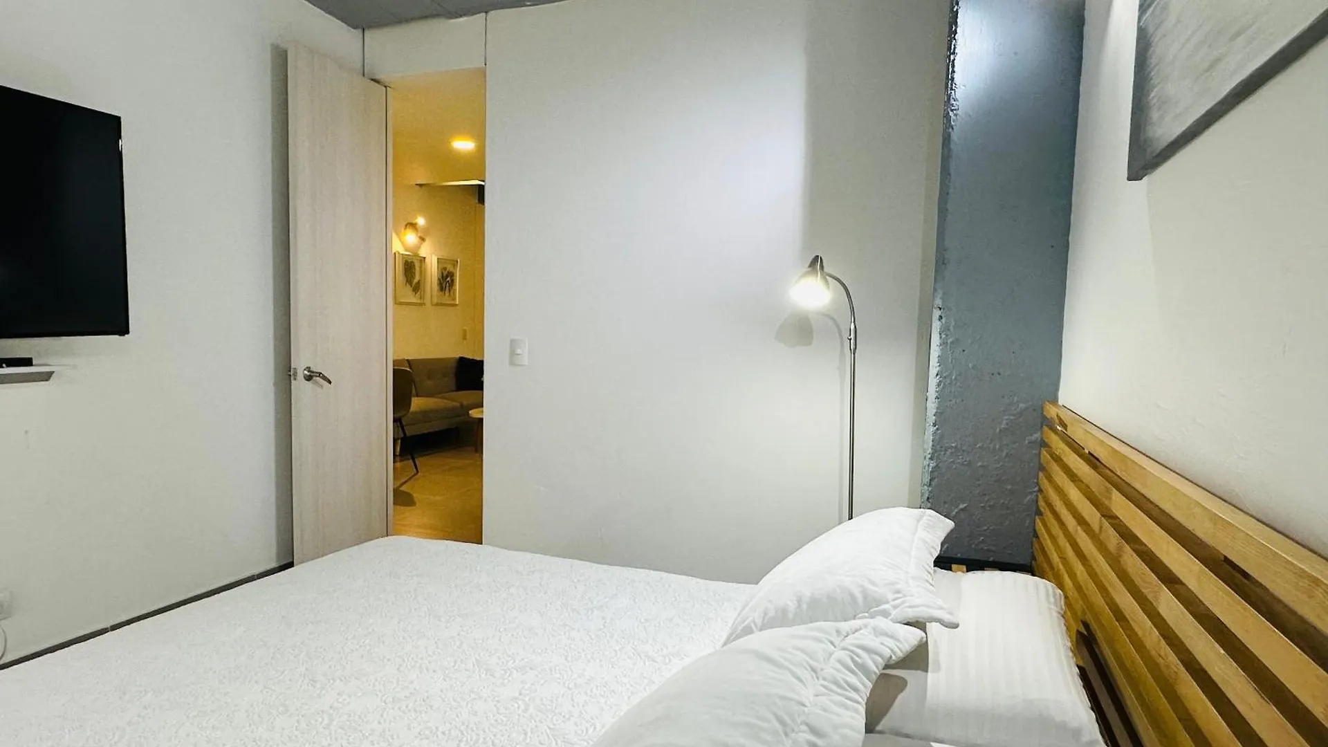 Santamaria7474 Aparthotel Medellin