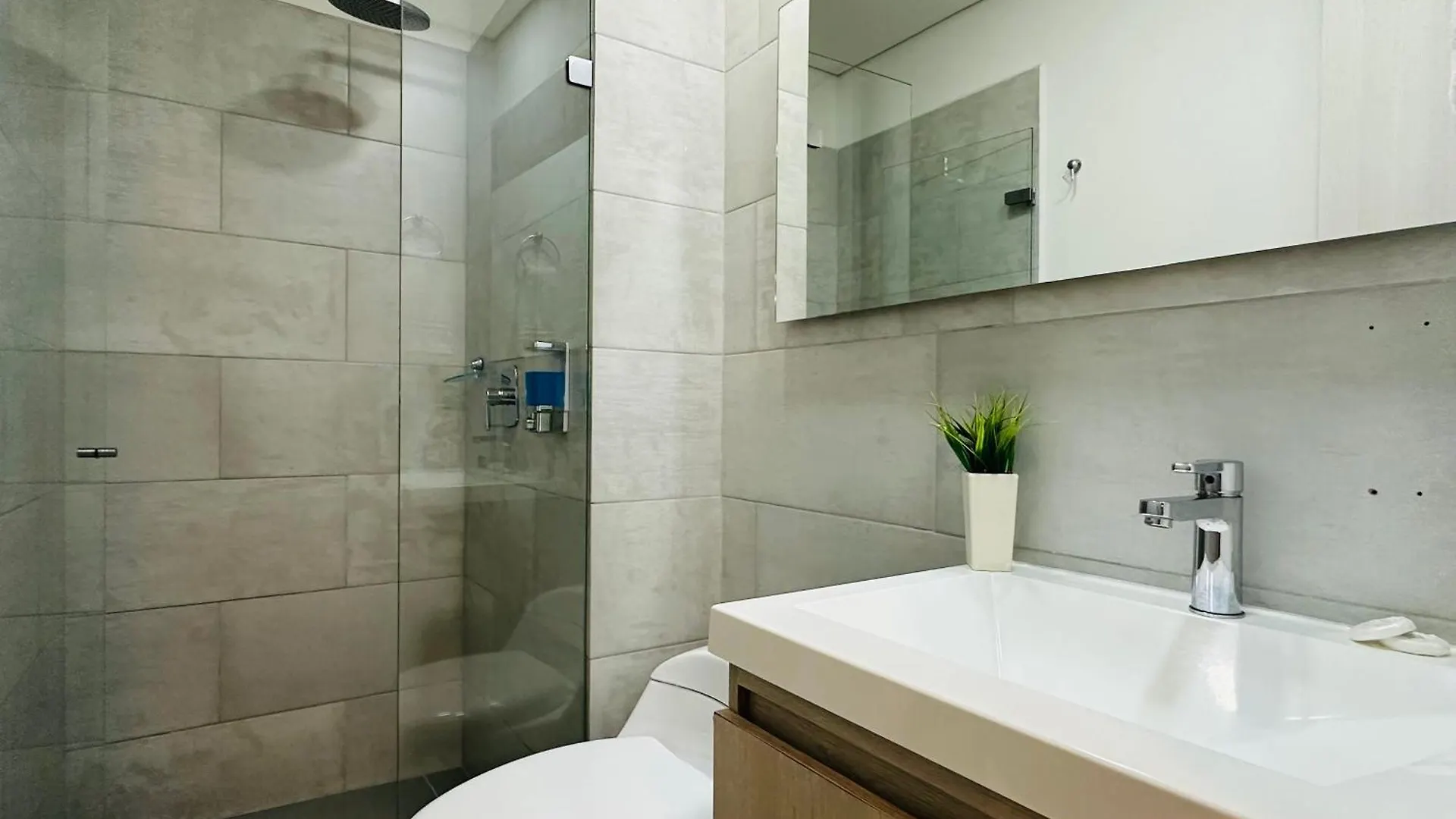 Santamaria7474 Aparthotel Μεντεγίν
